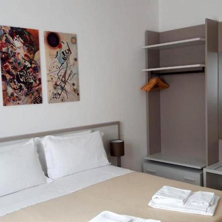 Caba Holiday Bardolino Colombo Εξωτερικό φωτογραφία